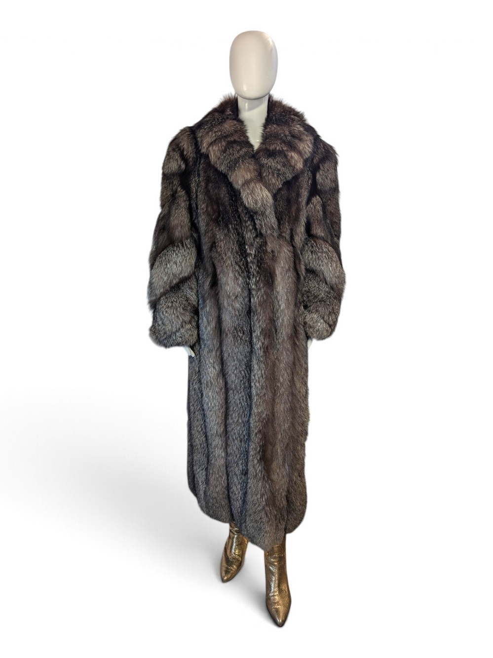 Full-Length Vintage Silver Fox Fur Coat- Mob Wife
